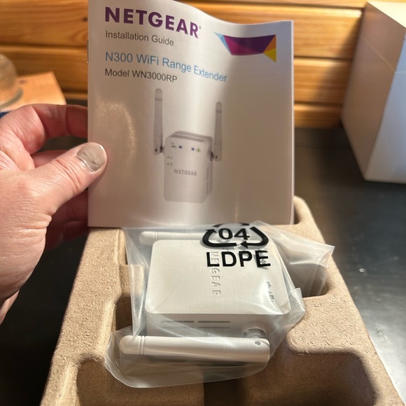 netgear Networking Nib Net Gear N30 Wifi Range Extender Poshmark